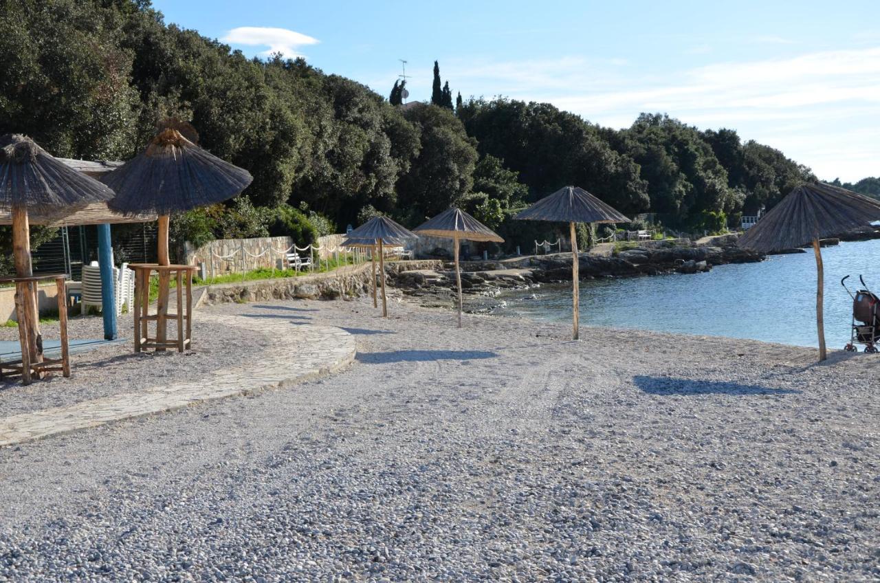 Near The Beach Pula Exterior foto